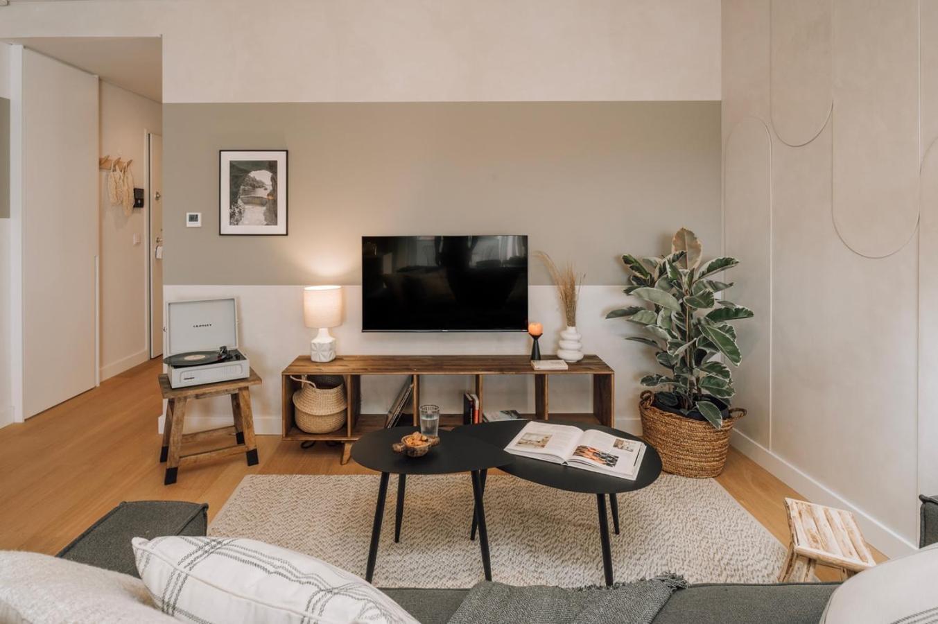 Procida - 1 Bedroom And Pool In Santo Antonio Apartment